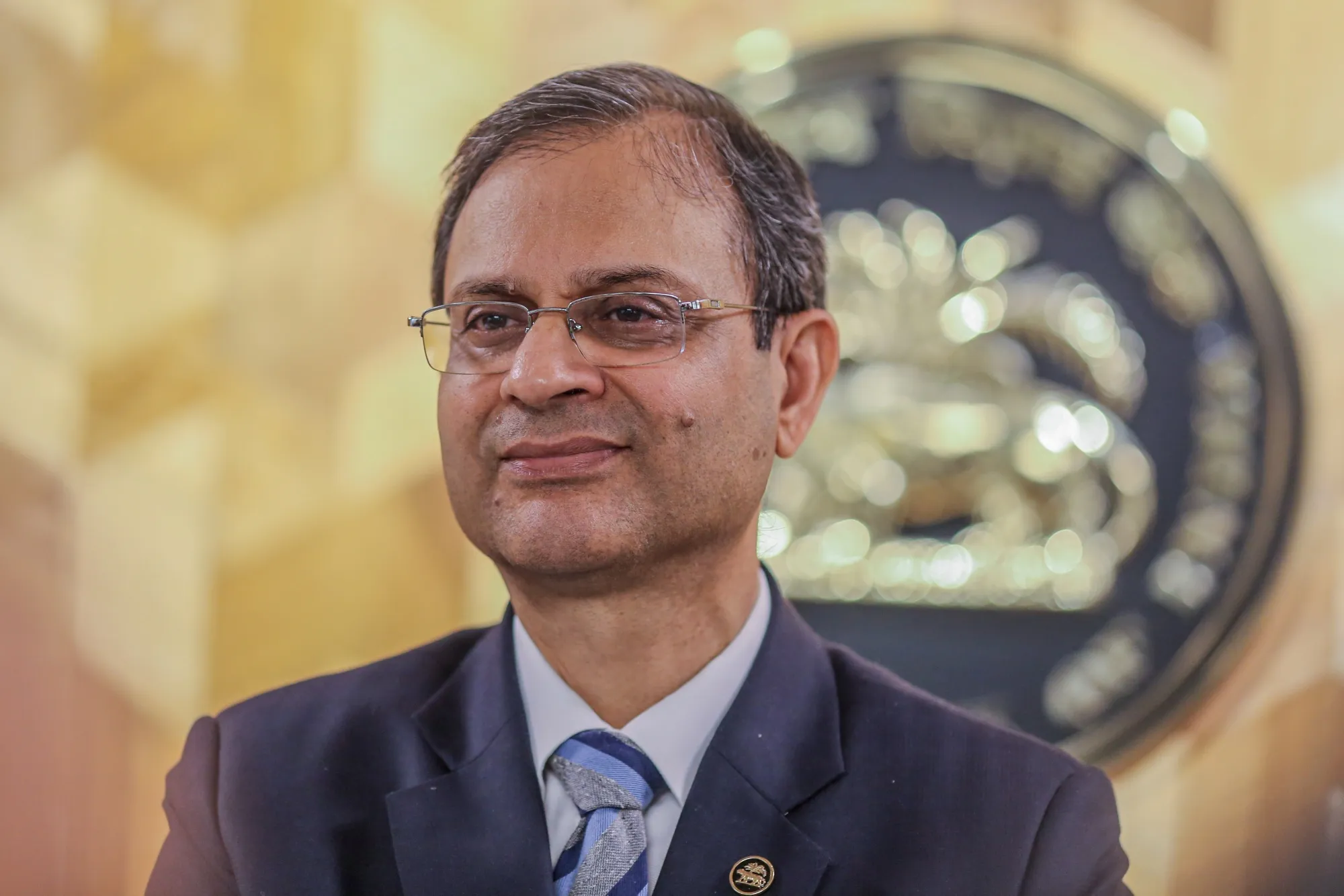 RBI Holds Rates Steady Amid Tariff Uncertainty